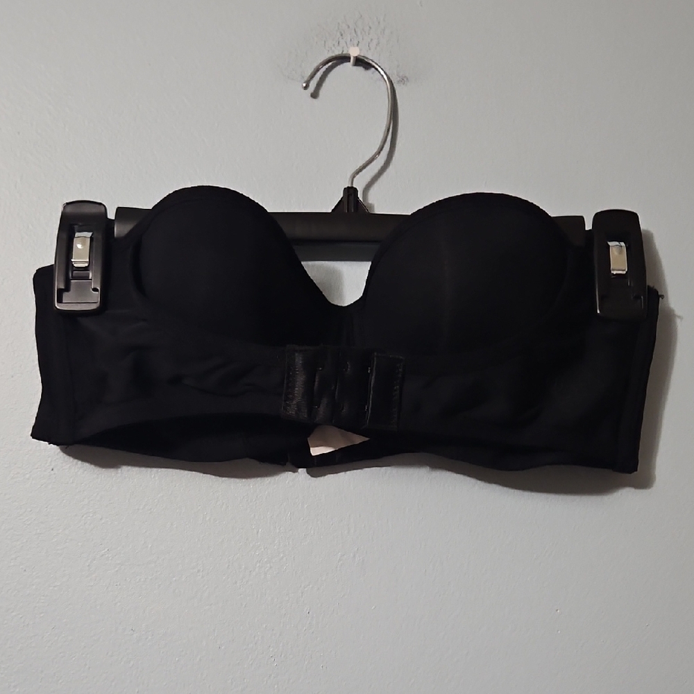Black Strapless Padded Underwire Bra Size S - Picture 2 of 9